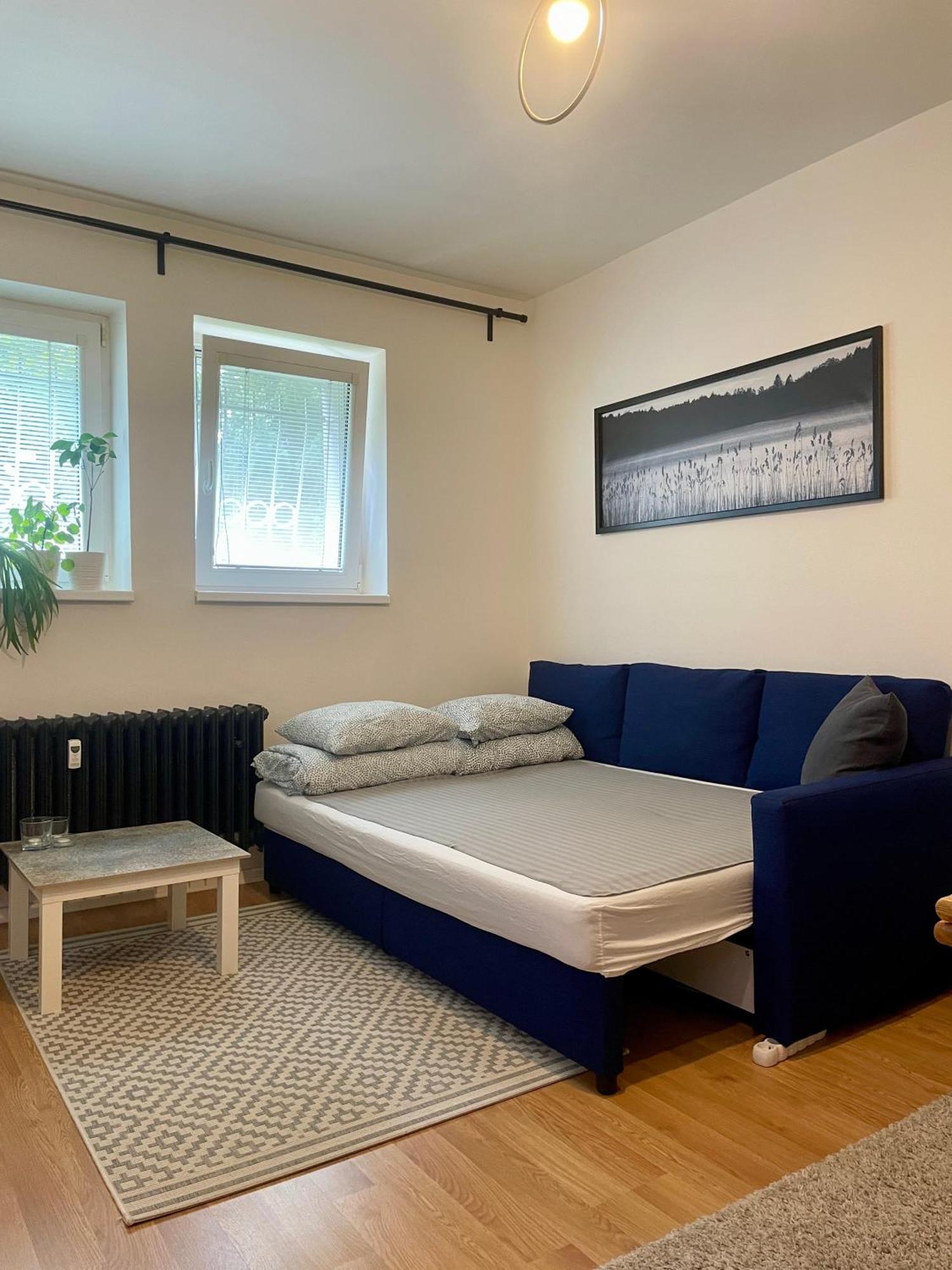 Cozy Self Check-In Apartment In Vibrant Ruzinov Area, Komarnicka 42, Bratislava Exterior photo
